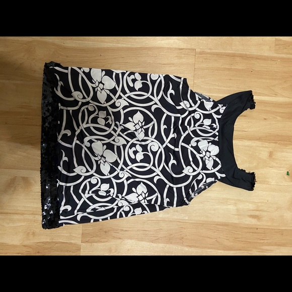 INC International Concepts Tank - Picture 2 of 3